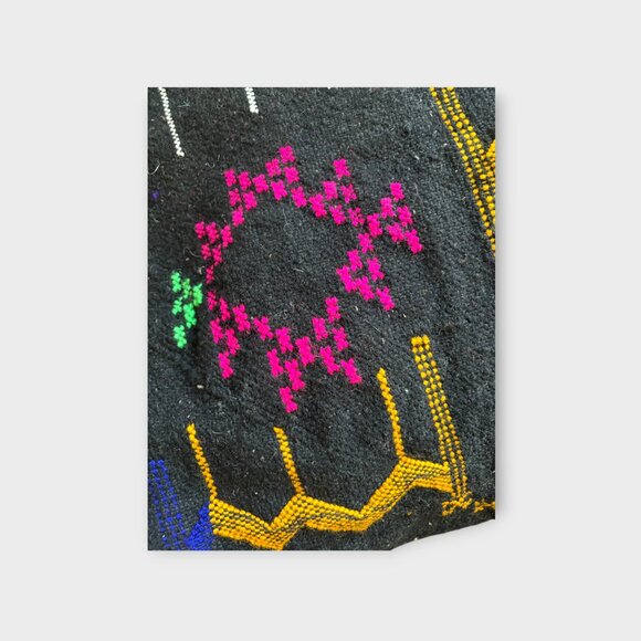 Handmade Berber pouf, Morocco - Picture 2 of 6